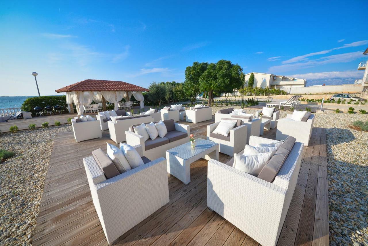 Apartment Sunset Deluxe Vir
