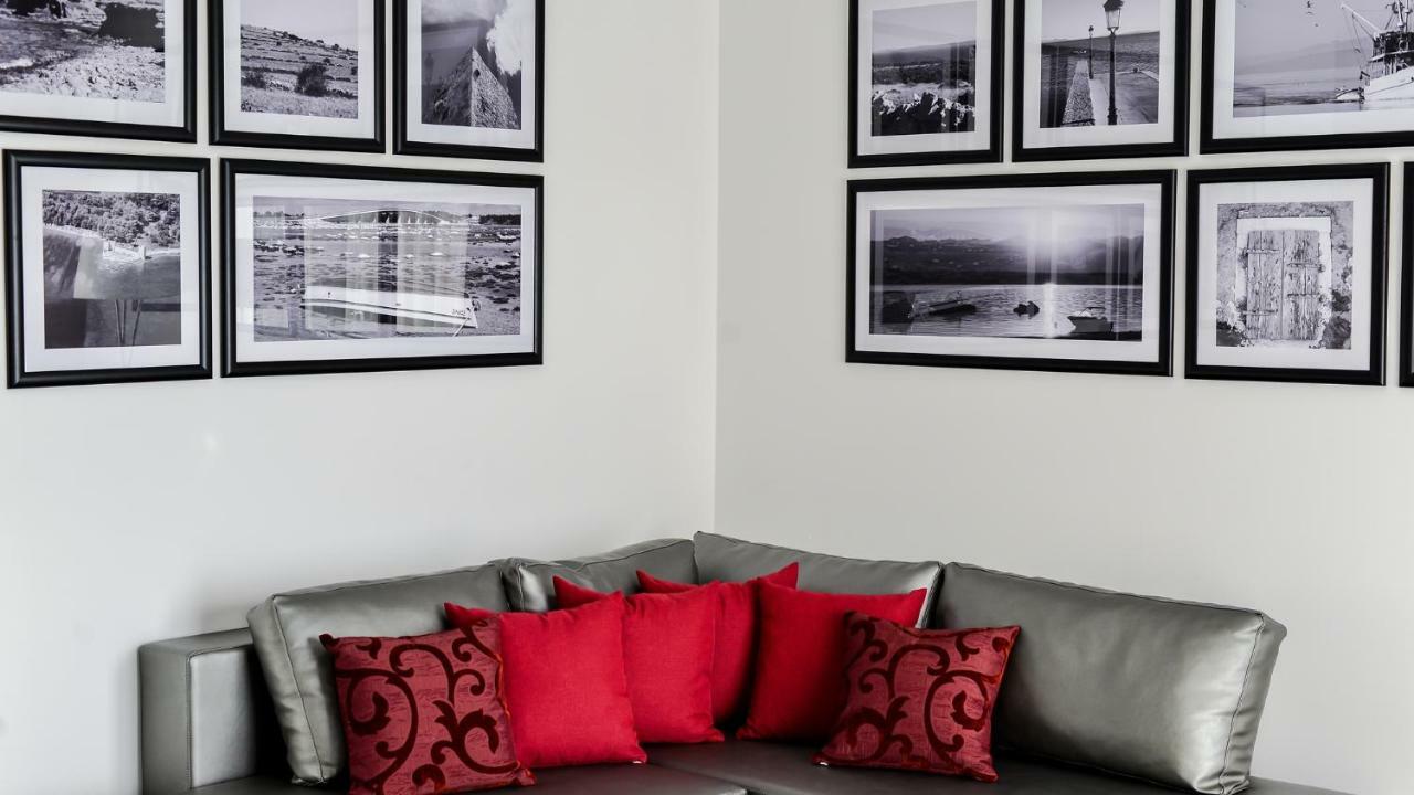 Sunset Deluxe Apartment